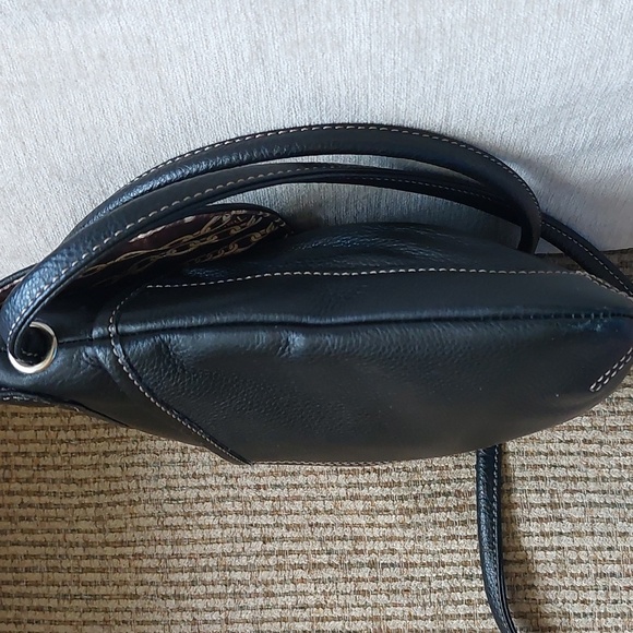 Tignanello Leather Crossbody - Picture 4 of 10